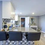 Casa Da Fonte By Your Key - 1st Floor House