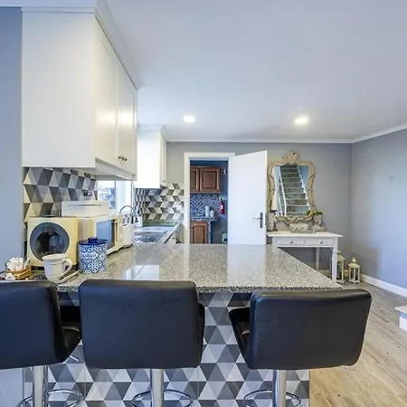 Casa Da Fonte By Your Key - 1st Floor House